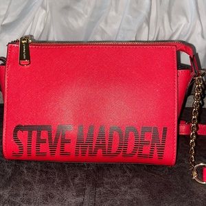 Steven Madden bag!! Great condition!! Never worn